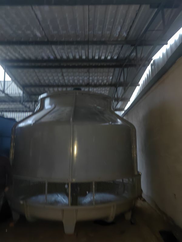 广安1<strong>200t玻璃钢冷却塔</strong>